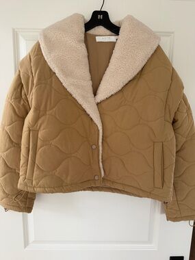 Astr Quilted Puffer Jacket with Cream Sherpa Collar